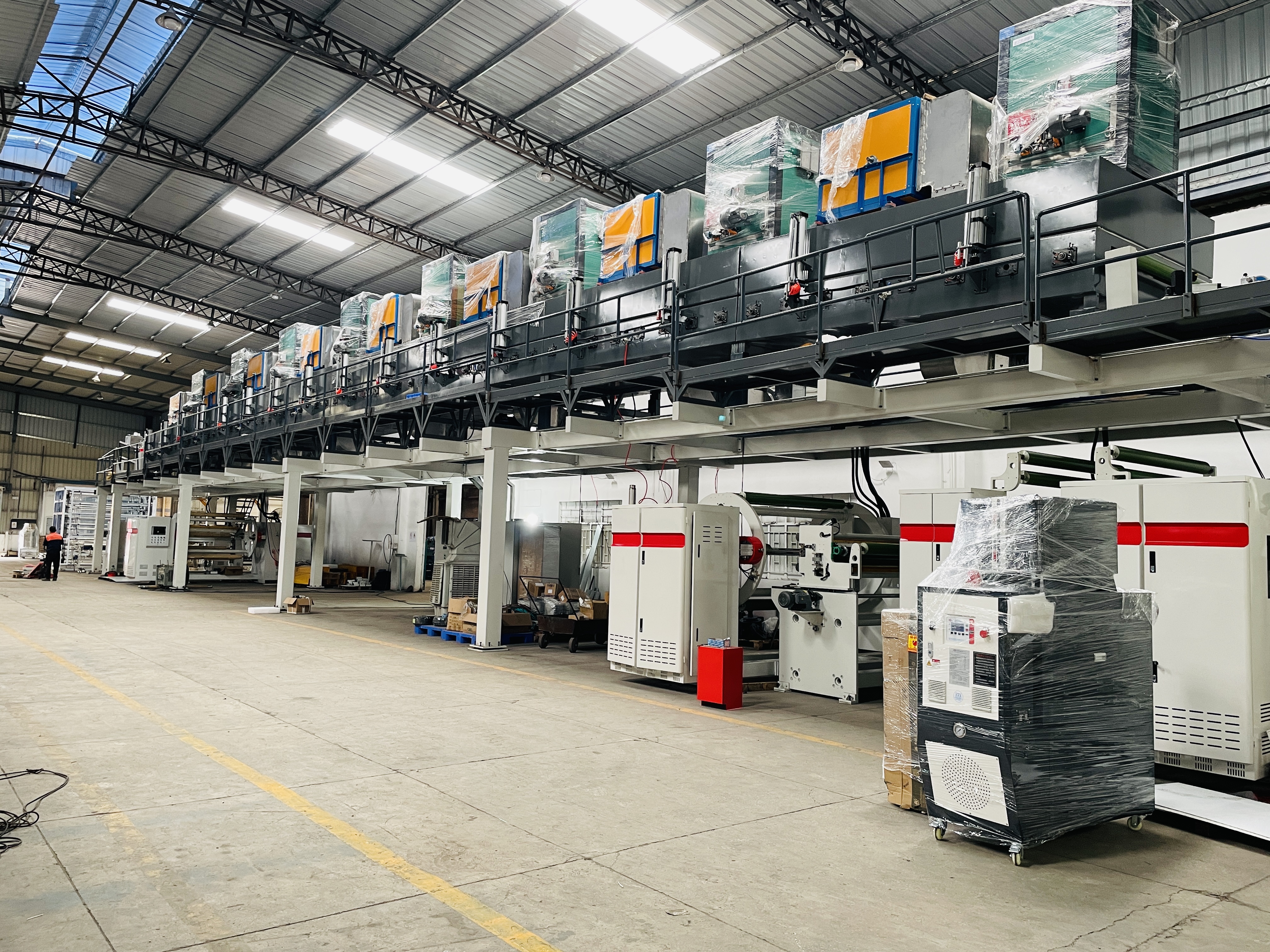 高檔標(biāo)簽紙涂布機-2